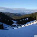 Casa de Férias Haus Am Waldrand Triberg im Schwarzwald