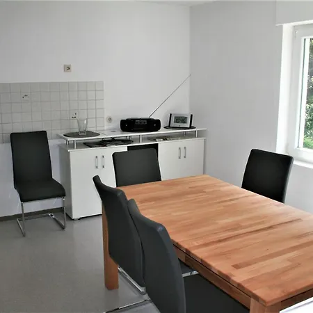 Haus Am Waldrand Casa de Férias